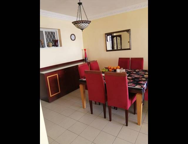 2 BEDROOM PROPERTY TO RENT IN NORTH BEACH